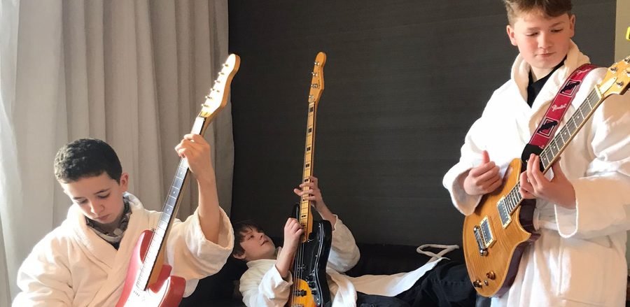 Frontmen Hit The Road